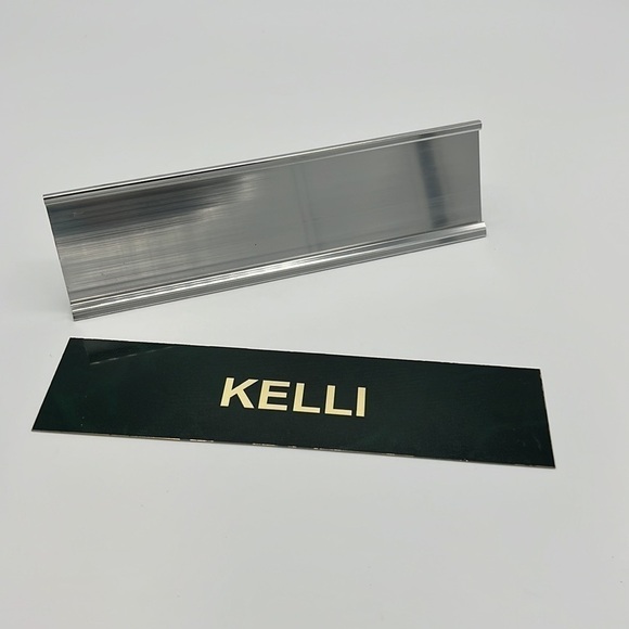 KELLI DESK NAME PLATE - Picture 3 of 6